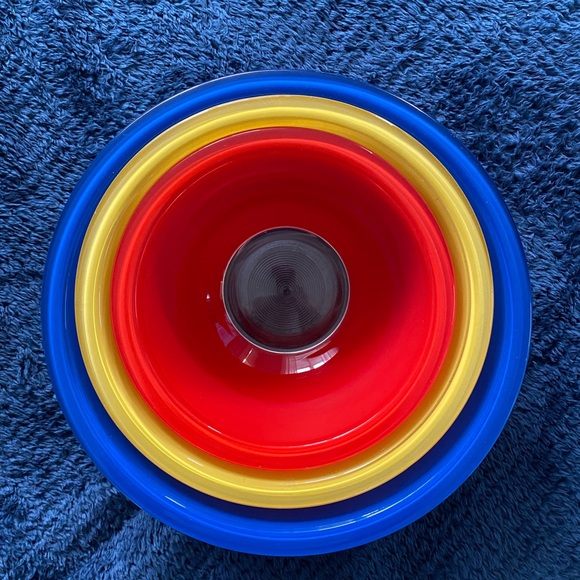 Pyrex set of Primary colors, 3 bowls good condition - Picture 1 of 5